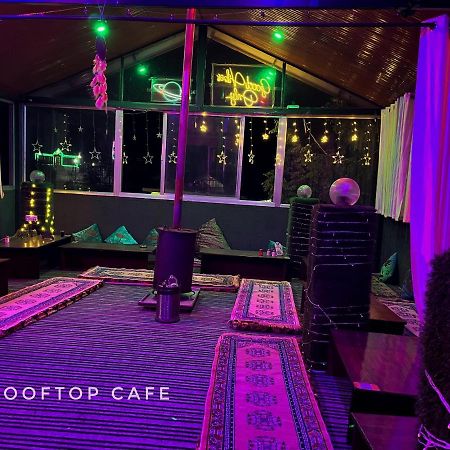 I Love Kasol Hostel & Rooftop Cafe Buitenkant foto