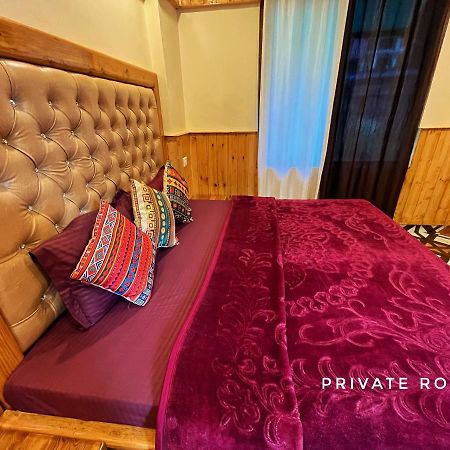 I Love Kasol Hostel & Rooftop Cafe Buitenkant foto