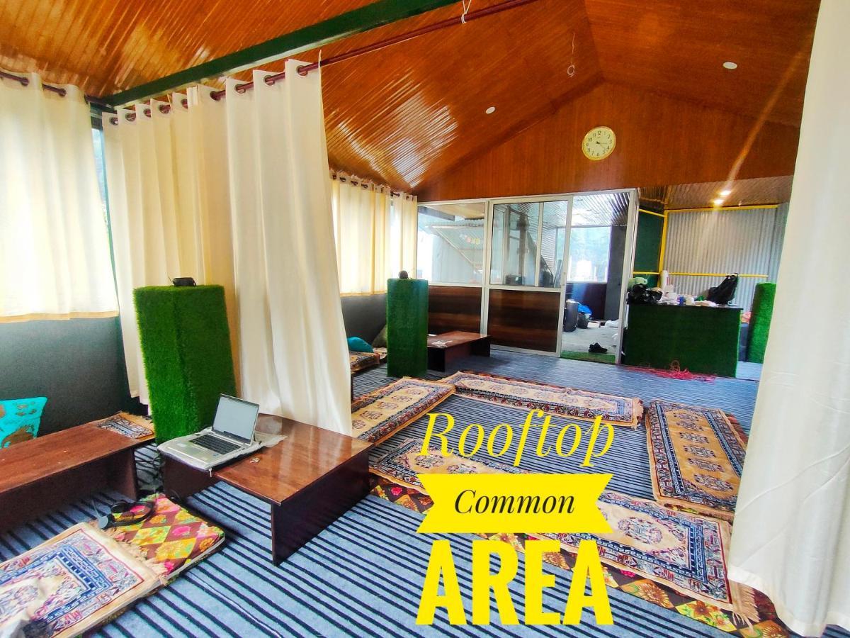 I Love Kasol Hostel & Rooftop Cafe Buitenkant foto