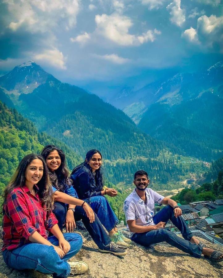 I Love Kasol Hostel & Rooftop Cafe Buitenkant foto